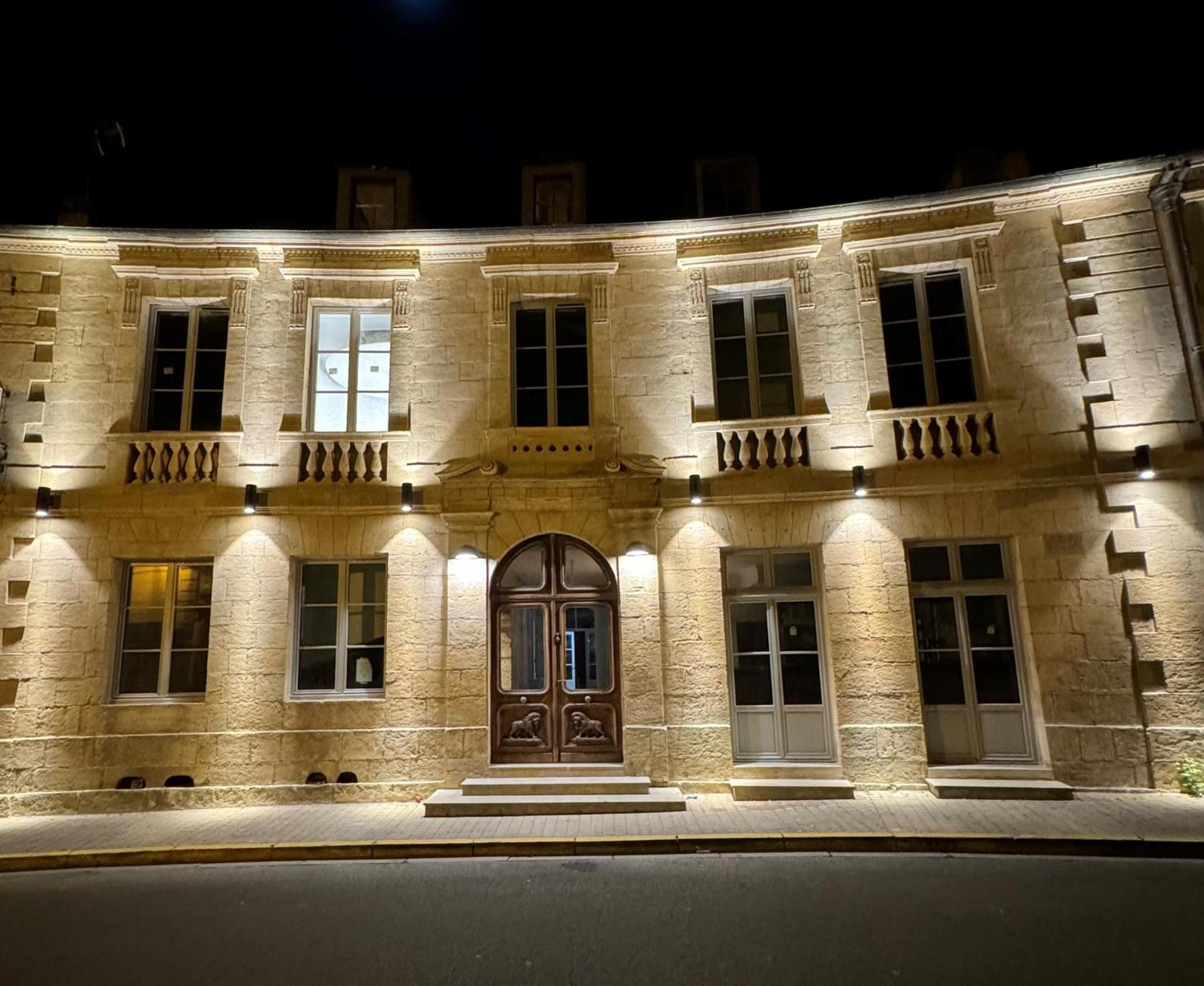 Hotel Le Relais De Montignac Exterior foto
